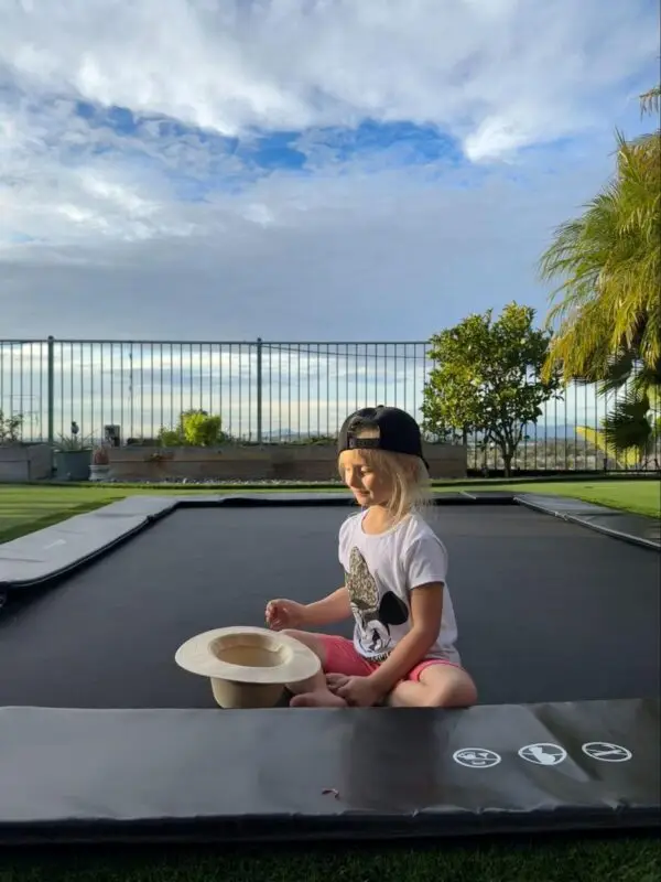 16 Fun & Creative Things To Do Alone on a Trampoline 1 fun things do trampoline by yourself