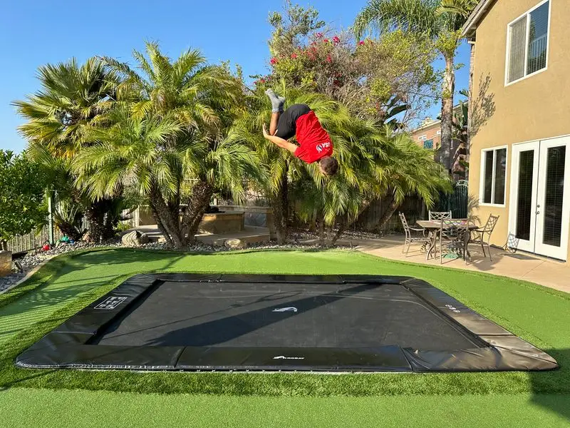 Trampolining for Cheerleaders: Air & Control Tips 5 Key Trampoline Drills for Flyers and Bases