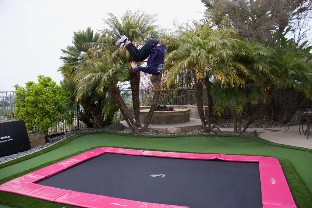 hairstyles for trampolining and sports